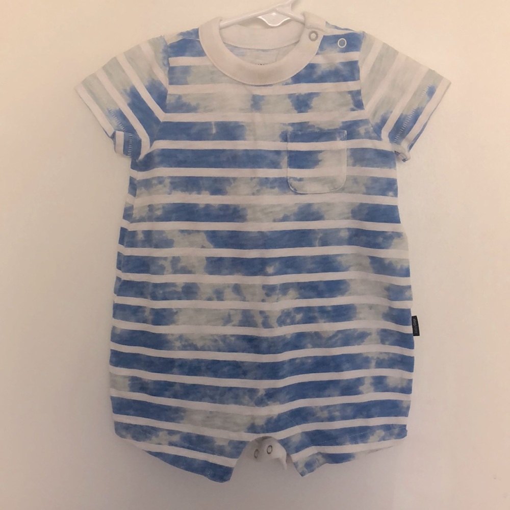 3-6 MTHS Bundle baby blue onesies